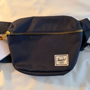 NWT Herschel Supply Company Fifteen Hip Pack Navy